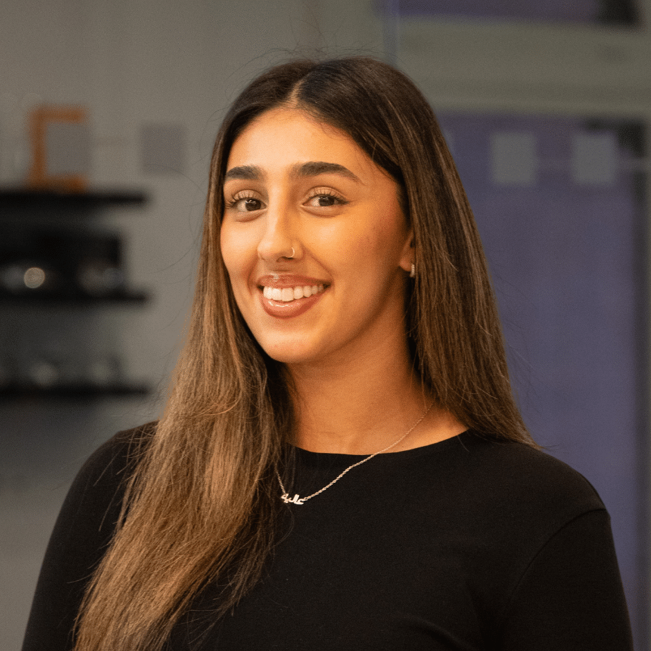 Aliyah Ghani, Client Relationship Advisor